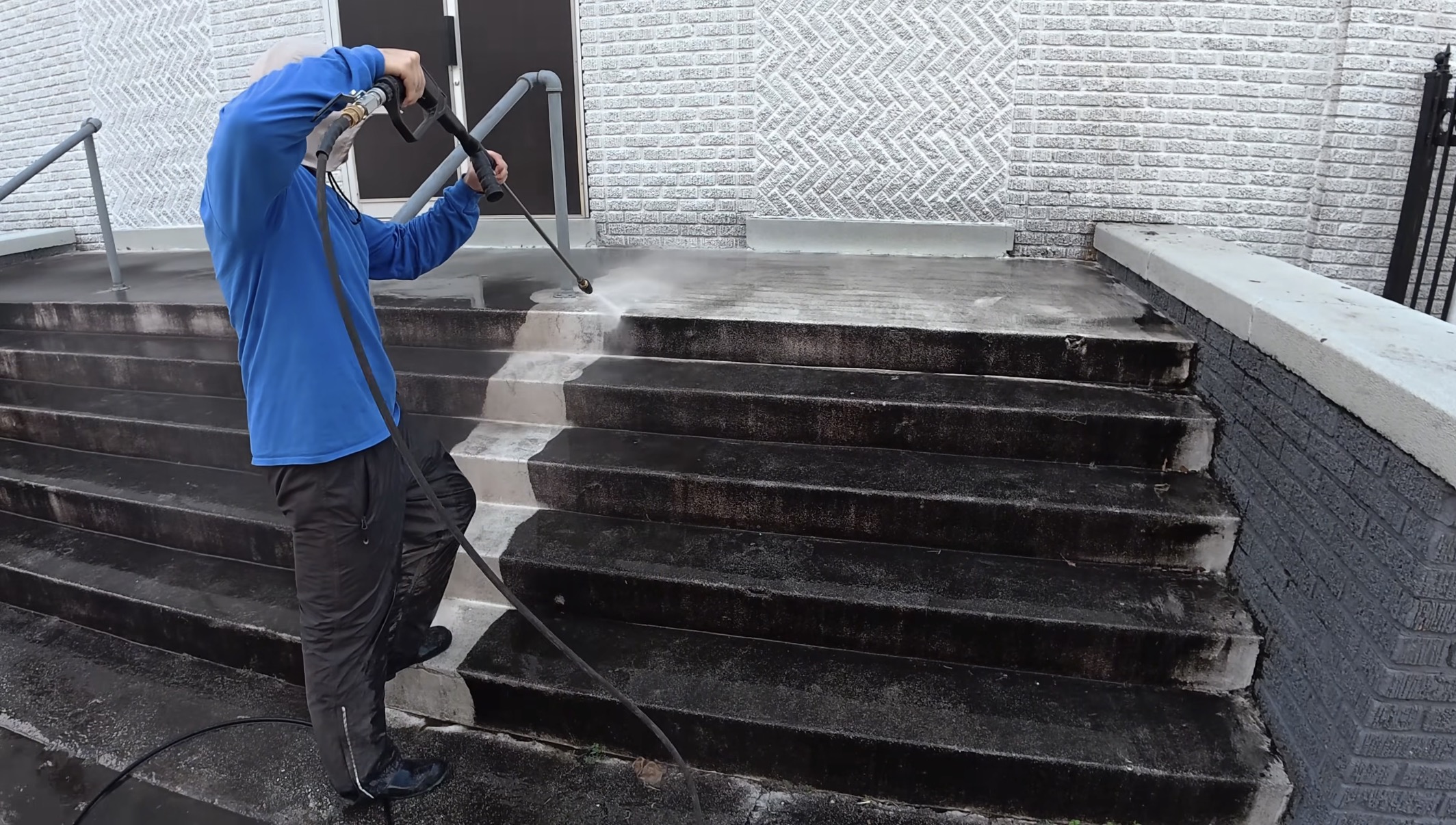 Deep Driveway Cleaning